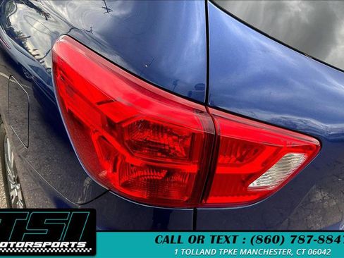 Used 2020 Nissan Pathfinder SV FWD image 28