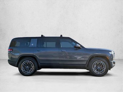 Used 2025 Rivian R1S Adventure image 3