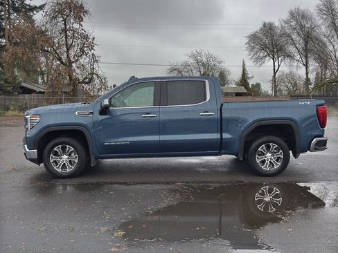 Used 2024 GMC Sierra 1500 SLT image 30
