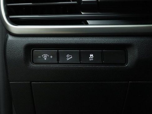 Used 2024 Kia Telluride S FWD image 9