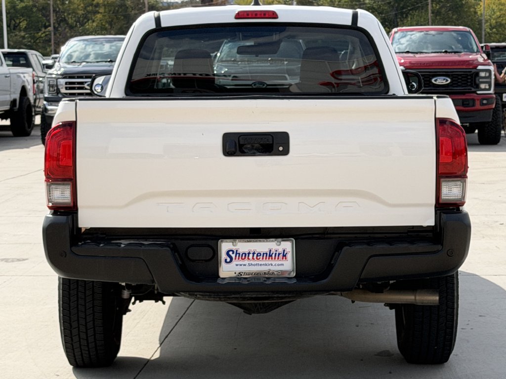 Used 2021 Toyota Tacoma SR RWD image 5