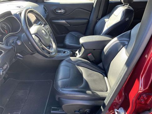 Used 2021 Jeep Cherokee Latitude Lux 80th Anniv w/ Quick Order Package 26U 80TH image 13