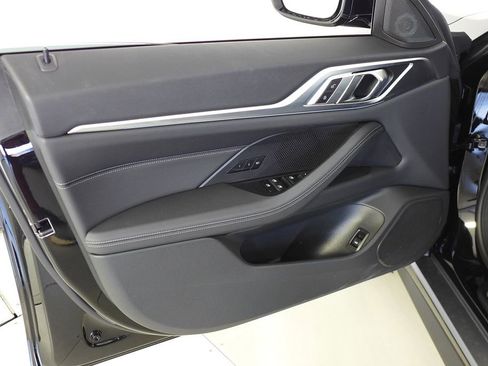 Used 2025 BMW i4 eDrive40 image 11