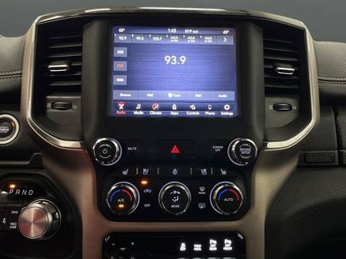 Used 2019 RAM 1500 Laramie w/ Sport Appearance Package AWD/4WD image 12