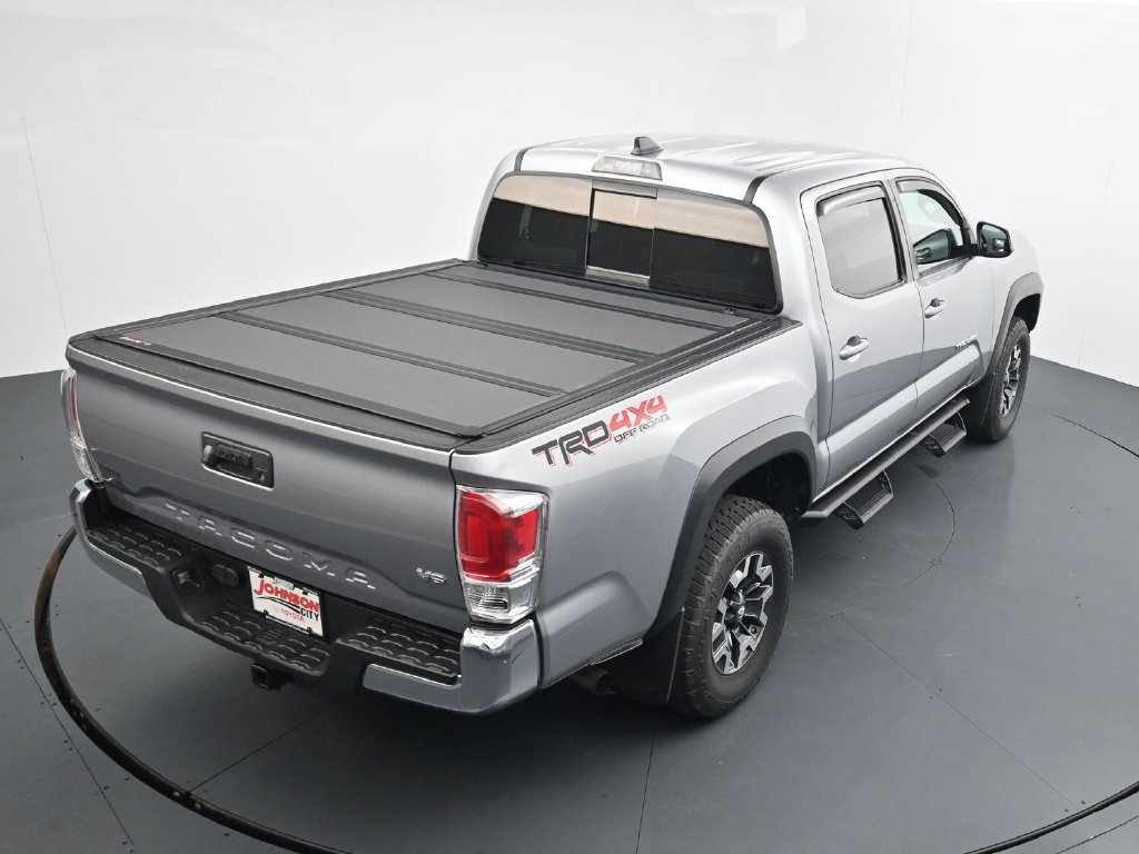 Used 2021 Toyota Tacoma TRD Off-Road AWD/4WD image 33