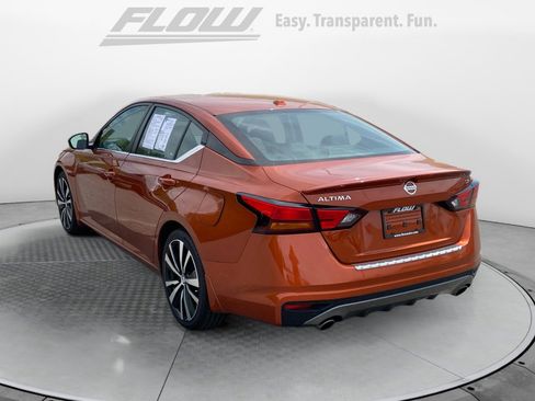 Used 2022 Nissan Altima 2.5 SR FWD image 6