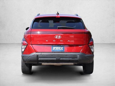 Used 2024 Hyundai Kona SEL AWD/4WD image 6