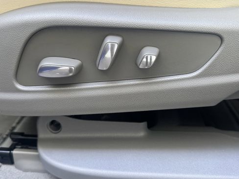 Certified 2024 Cadillac XT6 Premium Luxury w/ Technology Package image 40