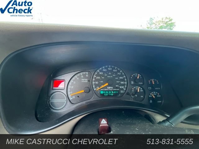 Used 2001 Chevrolet Suburban LT w/ LT Preferred Equipment Group AWD/4WD image 8