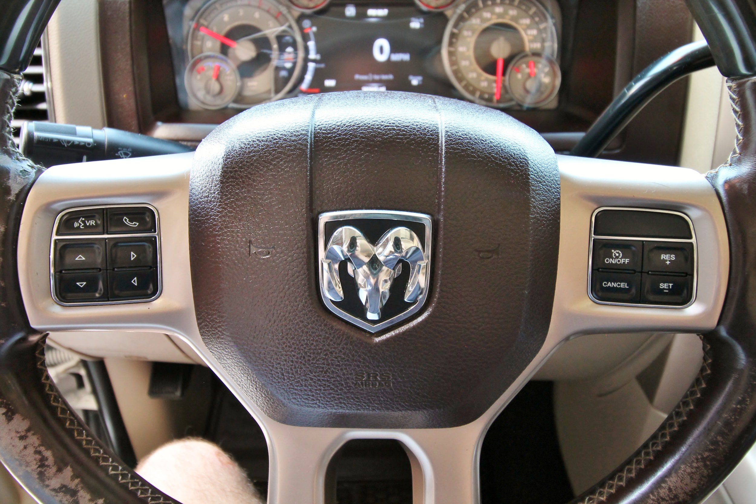 Used 2016 RAM 3500 Laramie Longhorn AWD/4WD image 27