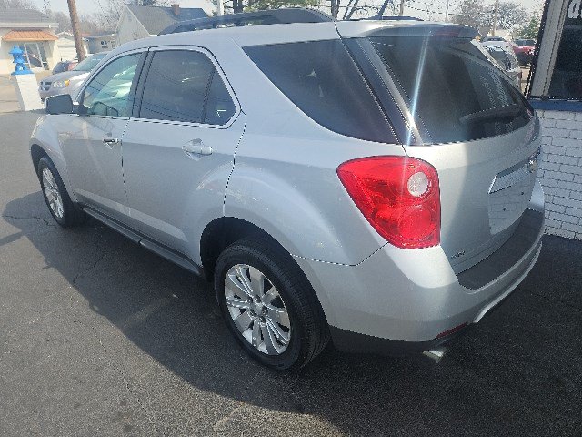 Used 2010 Chevrolet Equinox LT AWD/4WD image 4