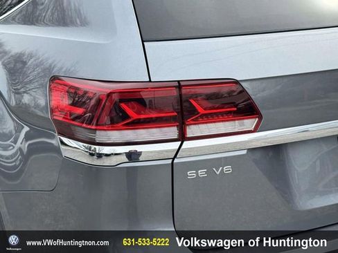 Certified 2021 Volkswagen Atlas SE w/ Panoramic Sunroof Package image 9