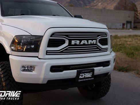 Used 2018 RAM 2500 Big Horn w/ Sport Appearance Group image 3