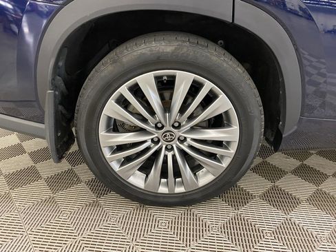 Used 2022 Toyota Highlander Platinum image 13