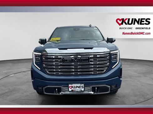 New 2026 GMC Sierra 1500 Denali w/ Denali Reserve Package AWD/4WD image 12