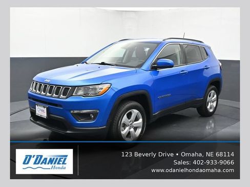 Used 2021 Jeep Compass Latitude w/ Convenience Group AWD/4WD image 1