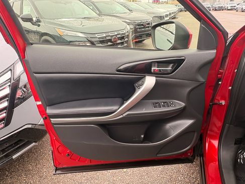 Used 2024 Mitsubishi Eclipse Cross SE AWD/4WD image 14