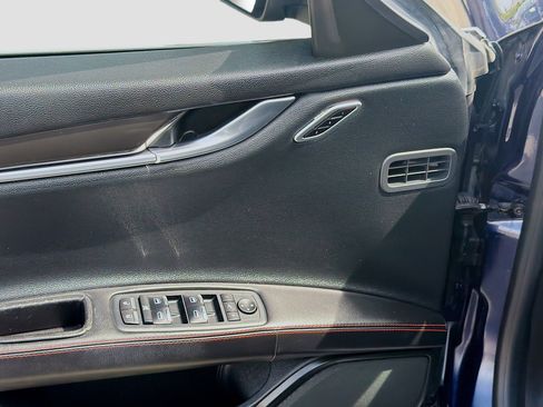 Used 2017 Maserati Ghibli S RWD image 17