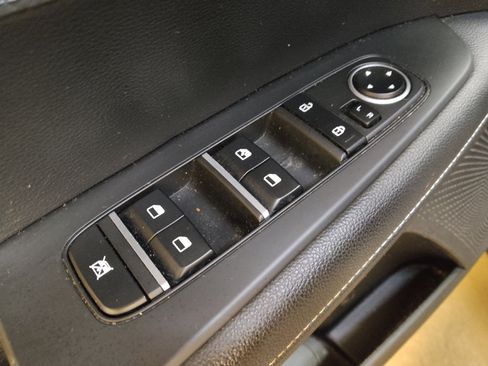 Used 2023 Kia Forte GT-Line FWD image 27