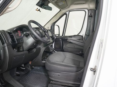 Used 2023 RAM ProMaster 2500 image 9