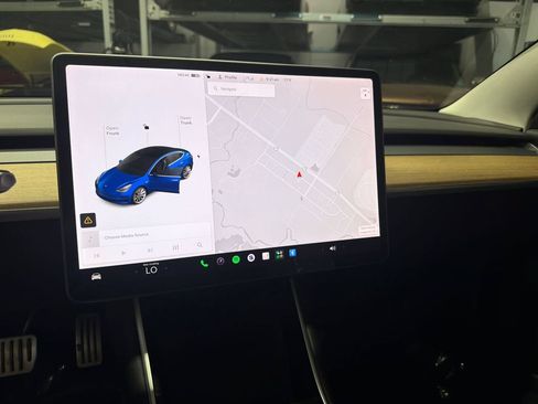 Used 2019 Tesla Model 3 Long Range AWD/4WD image 27