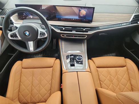 Used 2025 BMW X5 xDrive40i w/ Executive Package AWD/4WD image 21
