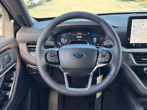 New 2026 Ford Explorer Platinum RWD image 22