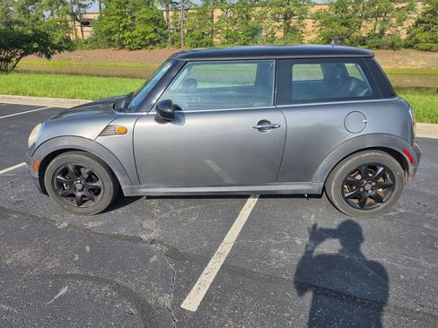 Used 2010 MINI Cooper Hardtop FWD image 5