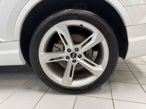 Used 2019 Audi Q7 3.0T Prestige image 64