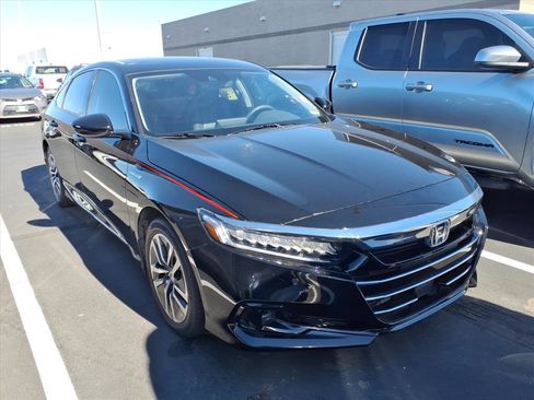 Used 2022 Honda Accord EX-L image 2