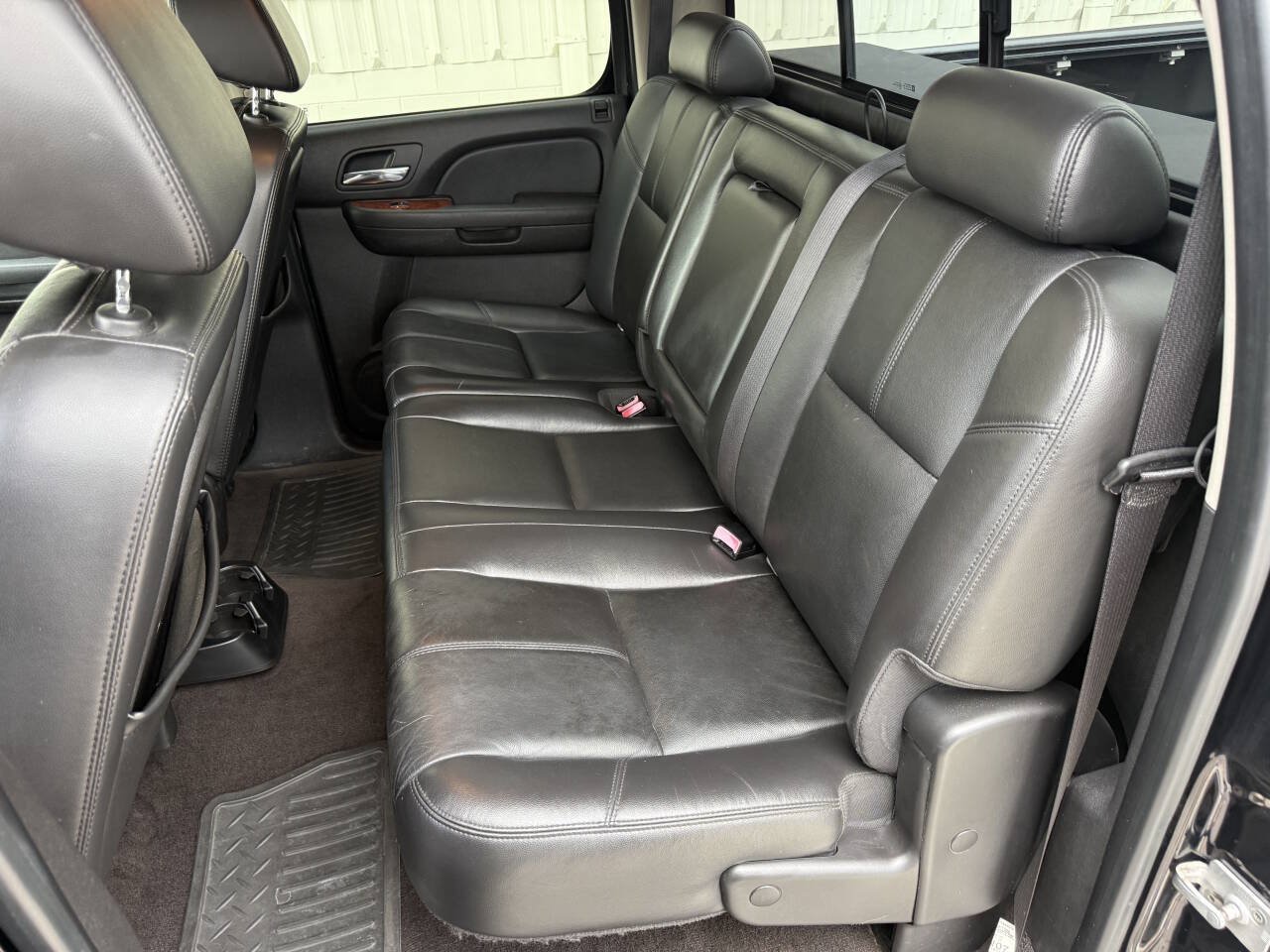 Used 2008 Chevrolet Silverado 3500 LTZ AWD/4WD image 49