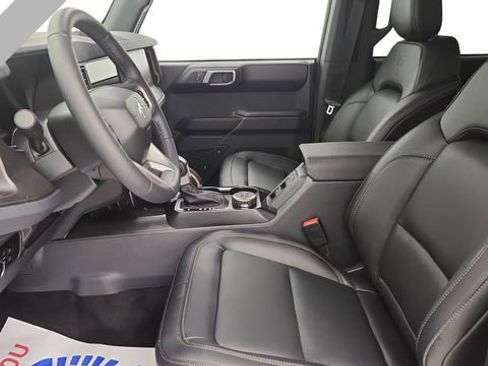 New 2025 Ford Bronco Badlands AWD/4WD image 10