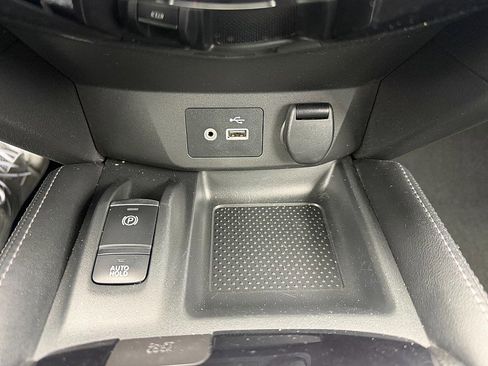 Used 2020 Nissan Rogue Sport SL image 27