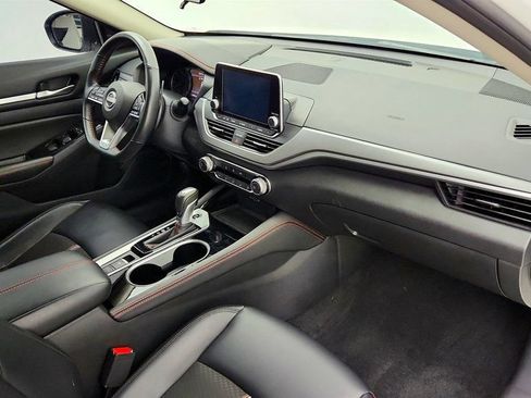 Used 2024 Nissan Altima 2.5 SR AWD/4WD image 24