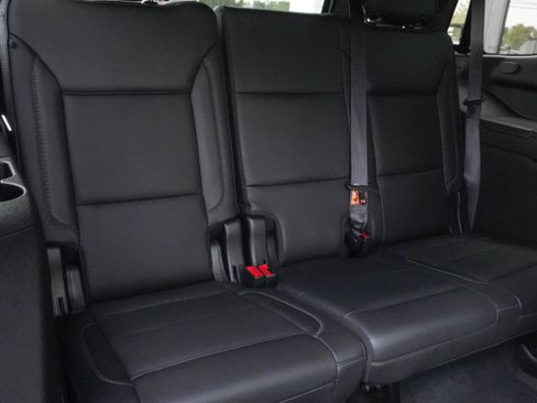 Used 2021 GMC Yukon Denali w/ LPO, Illumination Package AWD/4WD image 38