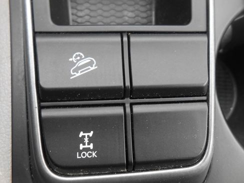 Used 2018 Hyundai Tucson SE AWD/4WD image 15