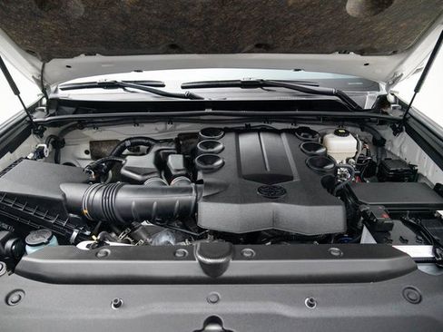 Used 2023 Toyota 4Runner TRD Off-Road Premium image 10