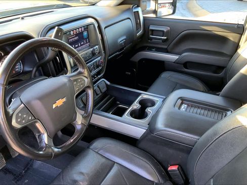 Used 2019 Chevrolet Silverado 2500 LTZ w/ Duramax Plus Package AWD/4WD image 15
