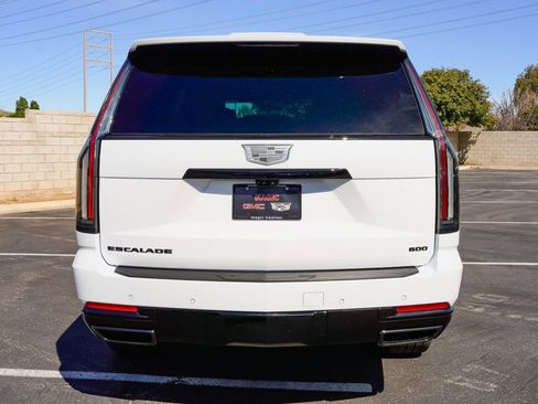 New 2026 Cadillac Escalade ESV Platinum Sport w/ LPO, ONYX Package image 8