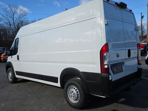 New 2026 RAM ProMaster 2500 FWD image 7