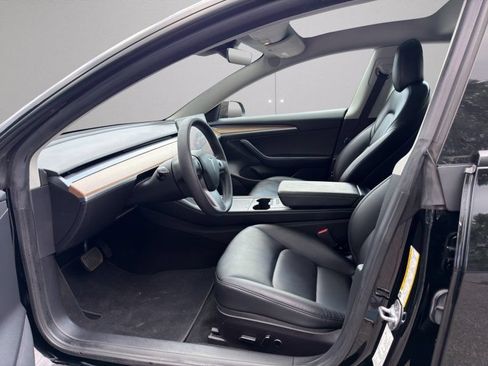 Used 2022 Tesla Model 3 Long Range AWD/4WD image 9