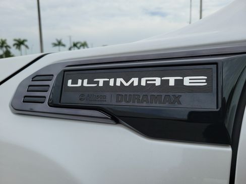 Used 2025 GMC Sierra 2500 Denali Ultimate AWD/4WD image 10