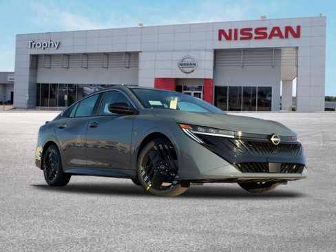 New 2026 Nissan Sentra SR FWD image 1