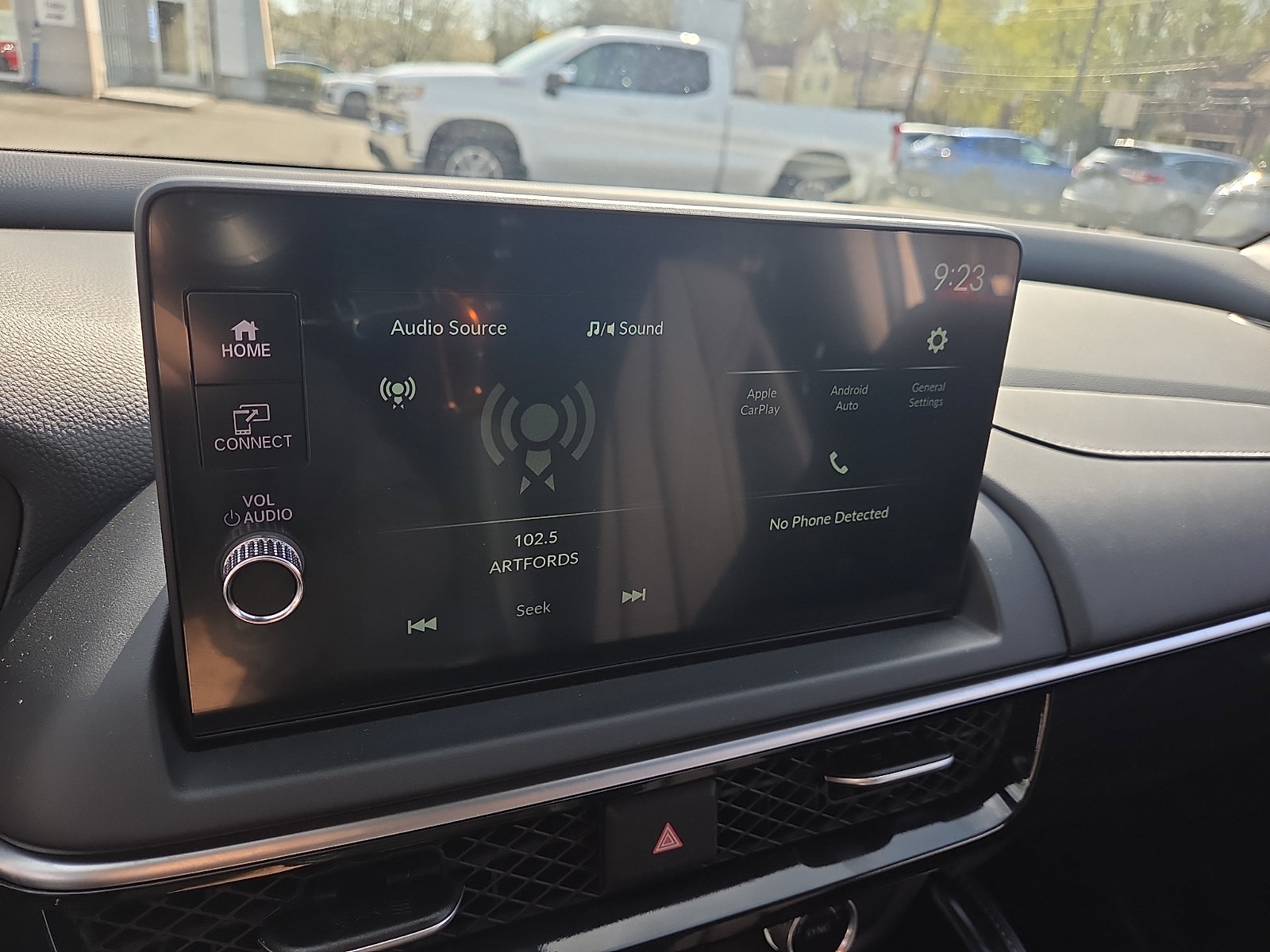 Used 2025 Acura ADX FWD image 18