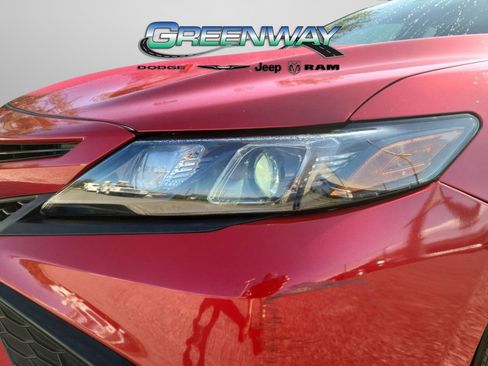 Used 2021 Toyota Camry SE image 23