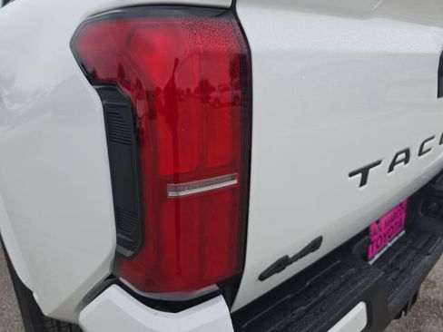 New 2026 Toyota Tacoma SR5 image 33