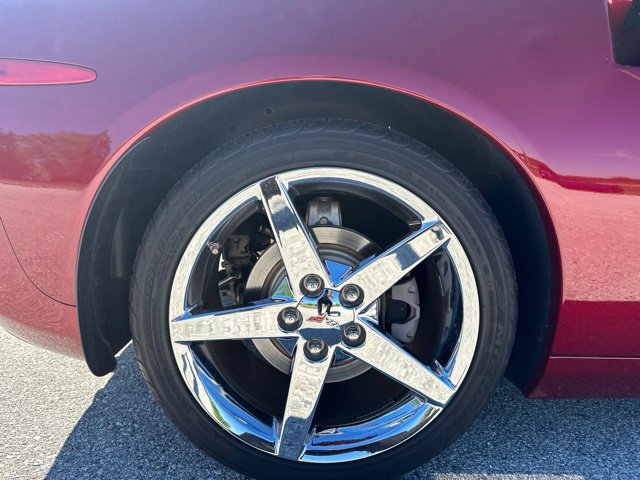 Used 2007 Chevrolet Corvette Coupe w/ Preferred Equipment Group RWD image 11