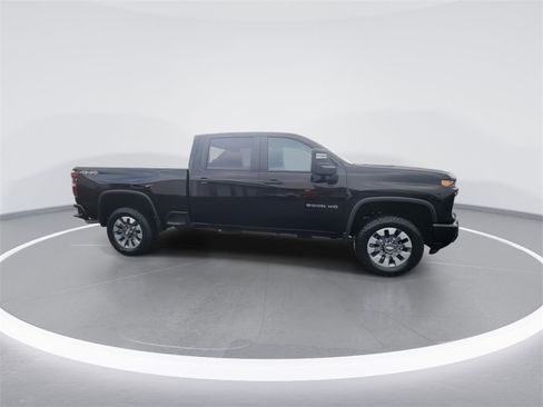New 2026 Chevrolet Silverado 2500 Custom w/ Custom Value Package image 9