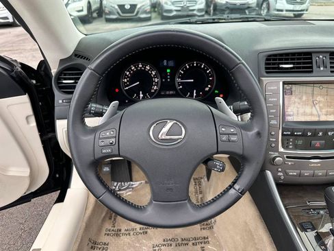 Used 2010 Lexus IS 250C RWD image 34