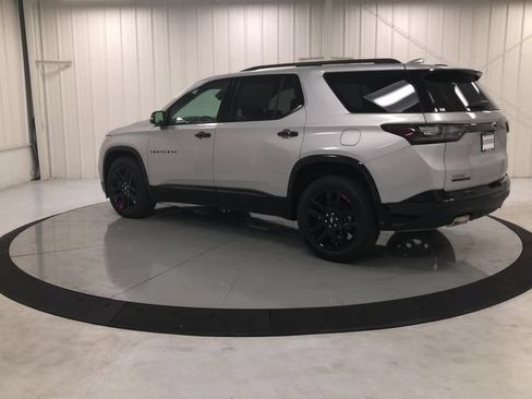 Used 2020 Chevrolet Traverse Premier w/ Redline Edition AWD/4WD image 6